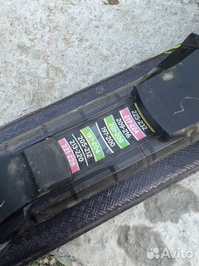 Горные лыжи и ботинки детские, шлем. Комплект