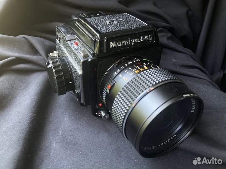 Mamiya M645 Среднеформатная (6x4.5)