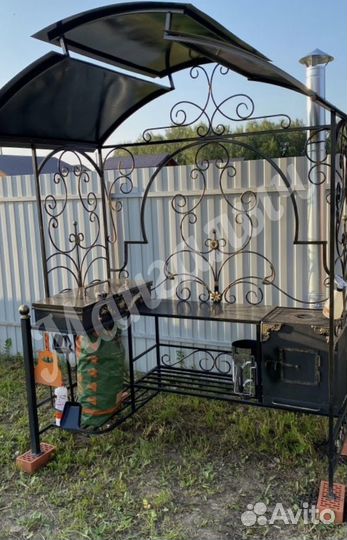 Мангал с крышей