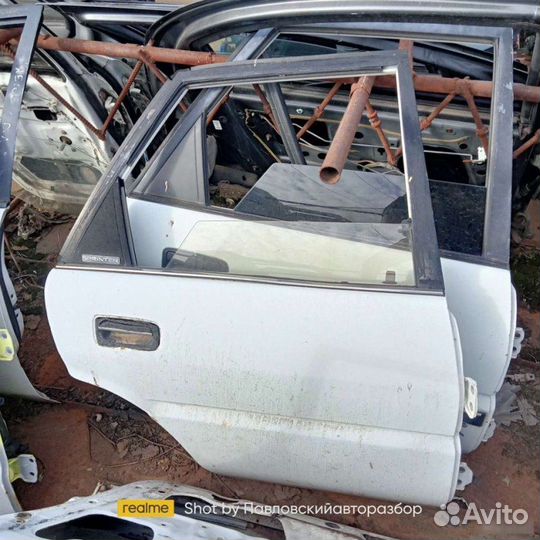 Дверь Toyota Corolla E90