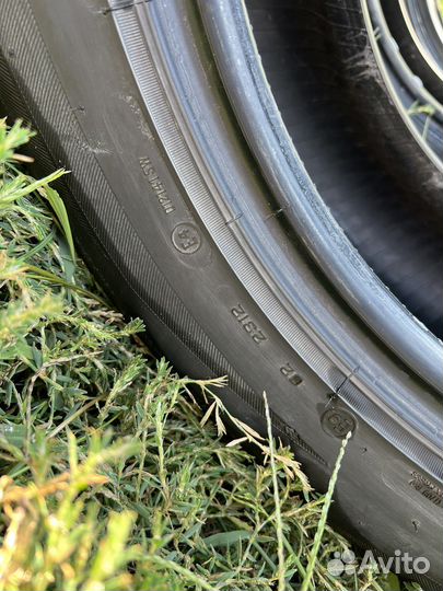 Bridgestone Dueler H/P 235/55 R17