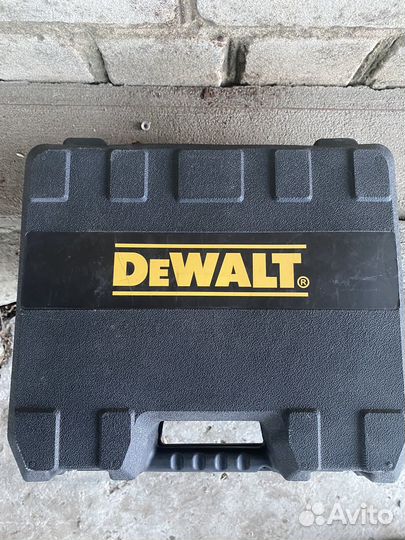 Шуруповерт dewalt
