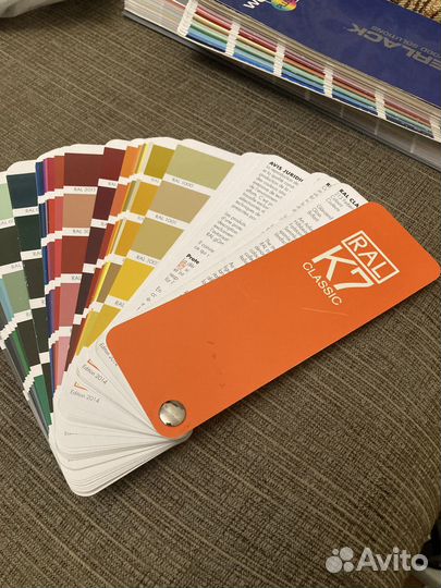 Колеровочный веер RAL