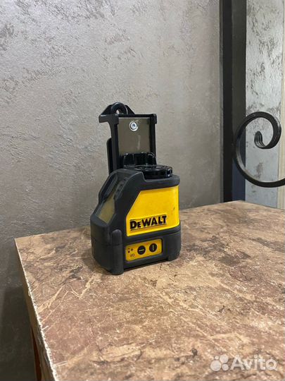 Лазерный нивелир DeWalt