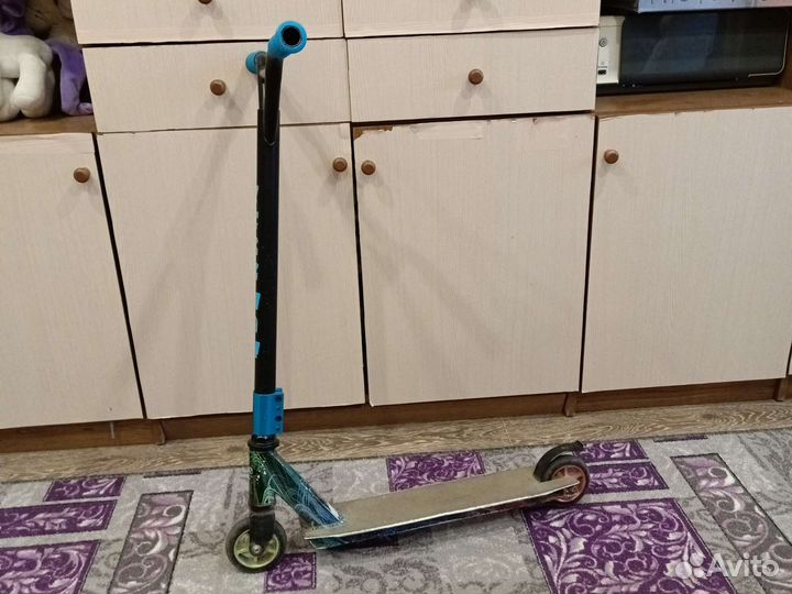 Трюковой самокат