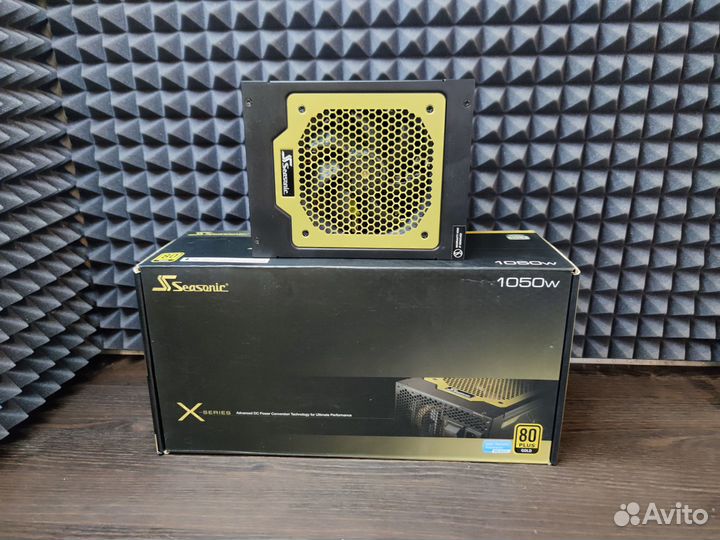 Модульный блок питания 1050W Seasonic X-series