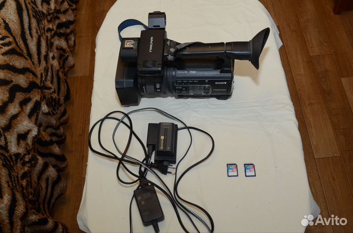 Видеокамера sony nx100