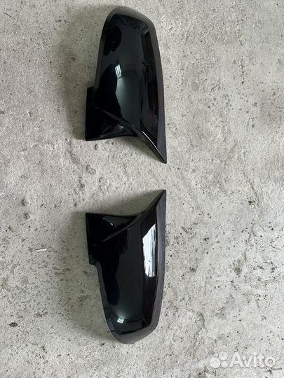 Накладки на зеркала BMW F30, F20, F36, E84