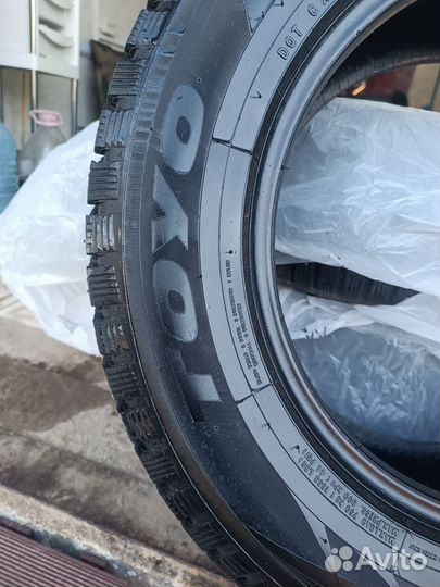 Toyo Observe G3-Ice 215/65 R16 98T