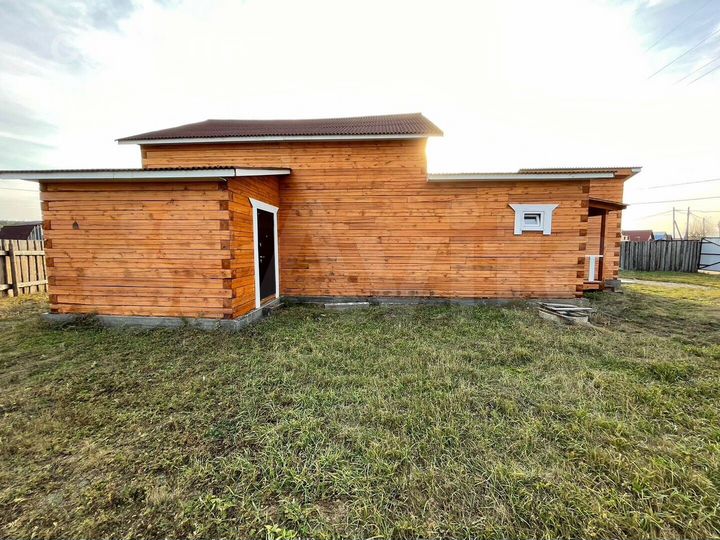 Дом 185 м² на участке 6 сот.