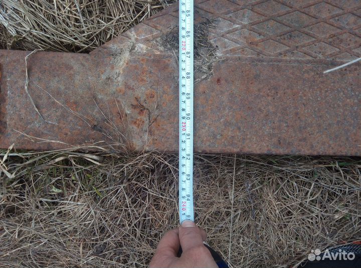 Коники, рога