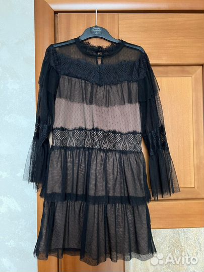 Zara. Платье S