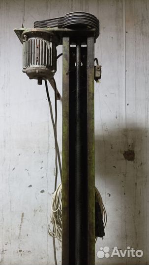 Подъемник автомобильный двухстоечный бу