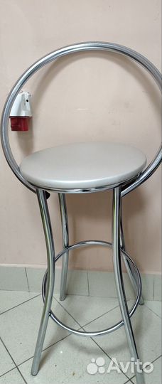 Стул для визажиста бровиста