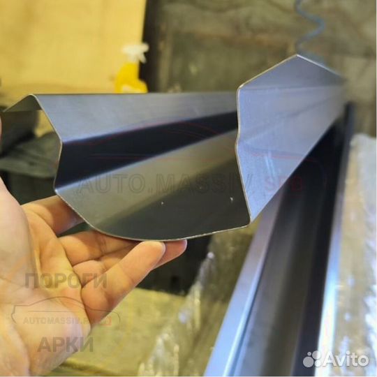 Пороги ремонтные Nissan March 2 (K11)