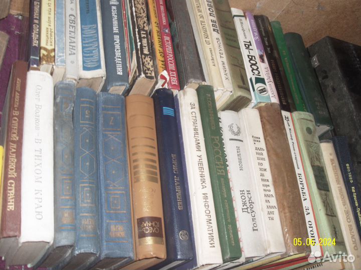 Книги отдам бесплатно