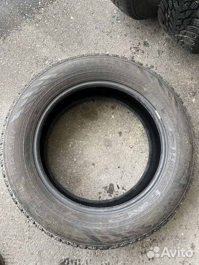Nokian Tyres Hakkapeliitta R3 SUV 235/60 R18