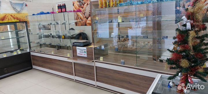 Кондитерская витрина