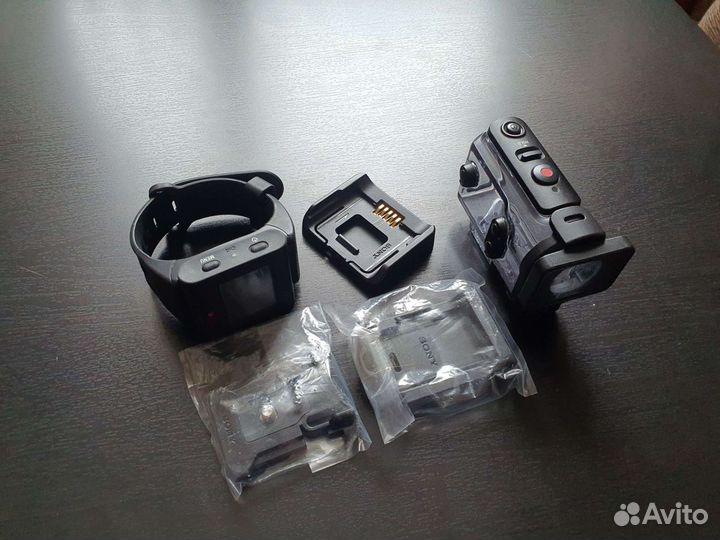 Продам аксессуары для экшн камеры sony x3000