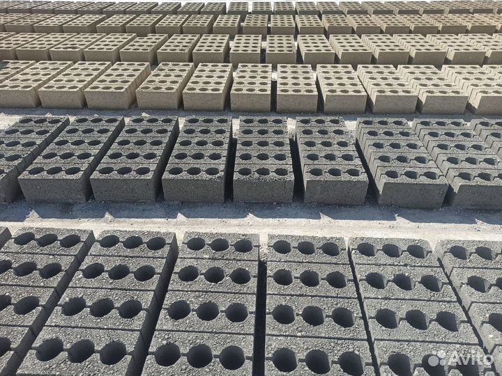 Блок для строительства стен