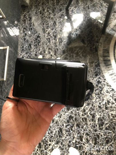 Плёночный фотоаппарат Olympus trip 301