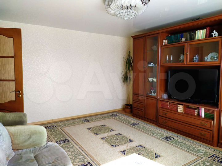 Дом 200 м² на участке 6 сот.