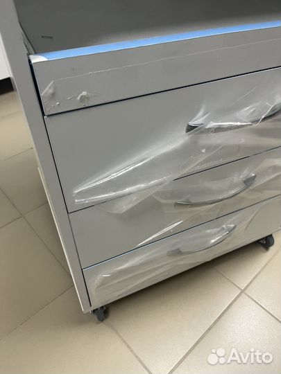 Тумба для педикюра