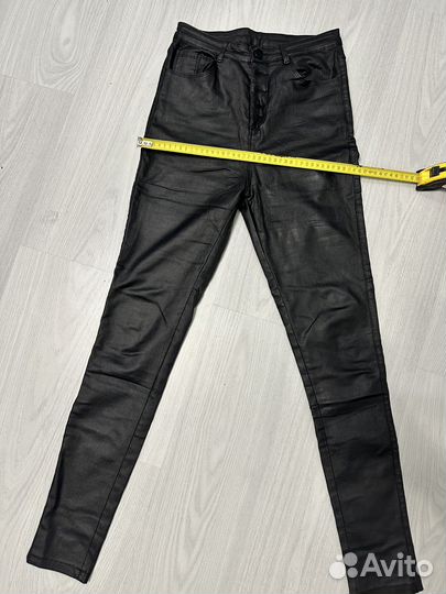 Брюки из экокожи