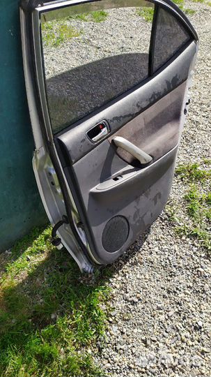 Дверь Toyota alion