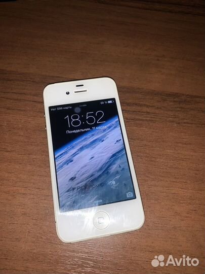 iPhone 4, 8 ГБ