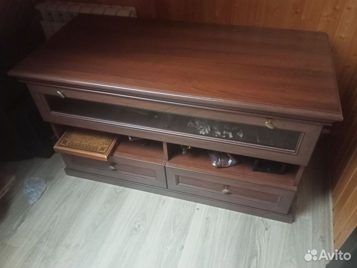 Тумба под телевизор бу