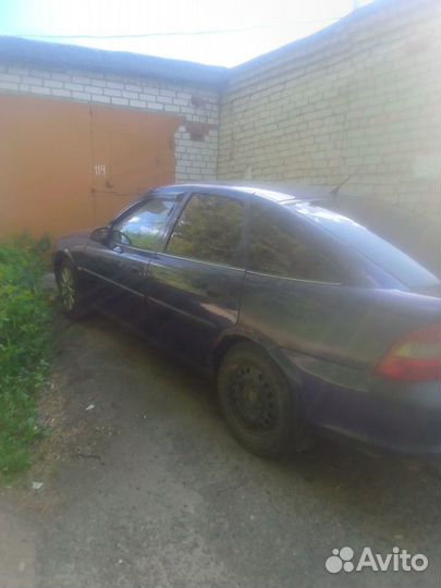 Запчасти на opel vectra b