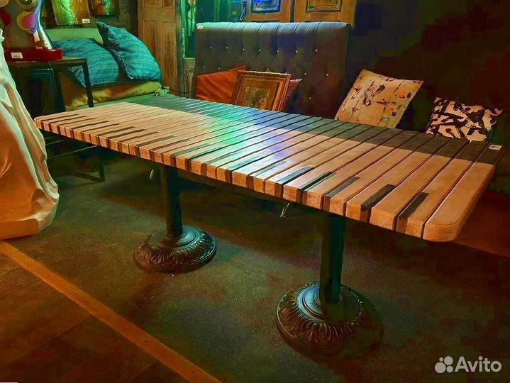 Стол обеденный 