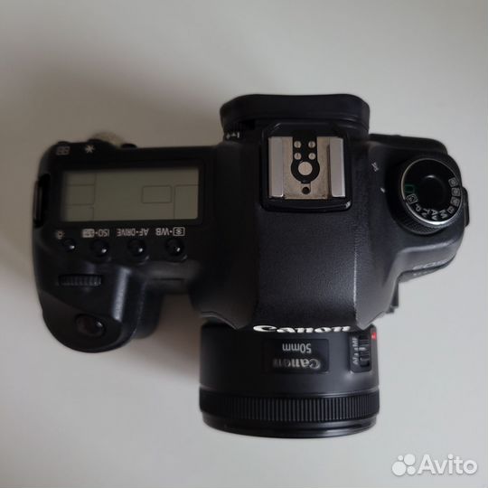 Зеркальный фотоаппарат Canon 5D Mark ii Отличный