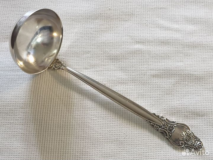 Столовые приборы 