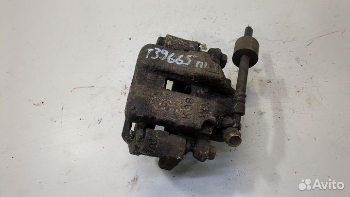 Суппорт Suzuki Grand Vitara, 2001