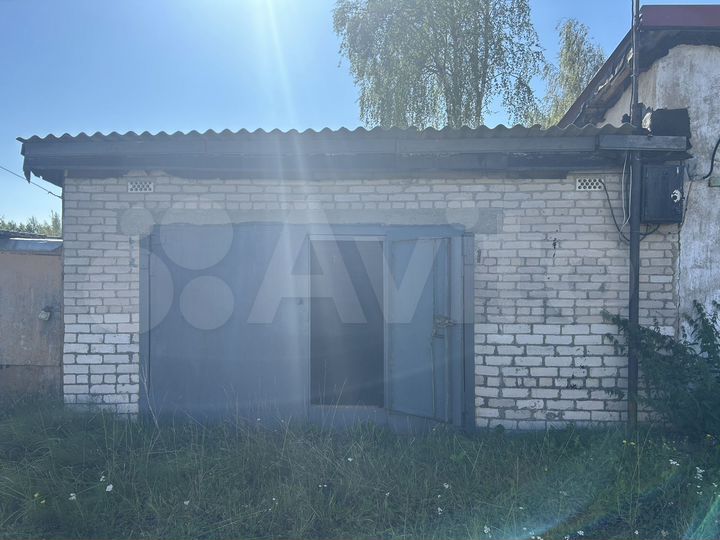 Гараж, > 30 м²