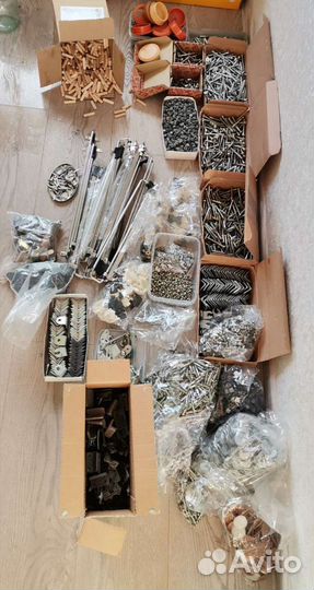 Мебельная фурнитура