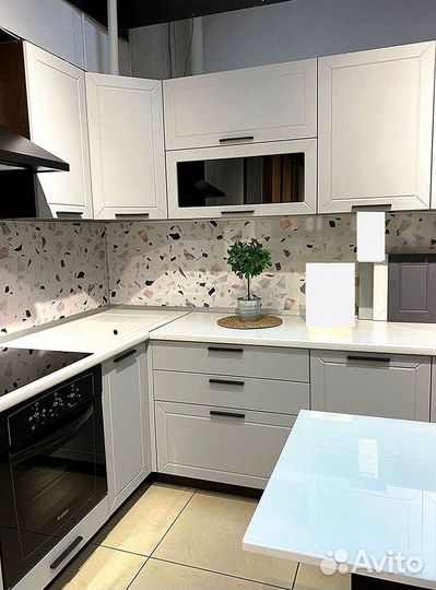 Кухонные гарнитуры