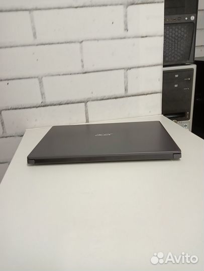 Современный шустрый ультрабук