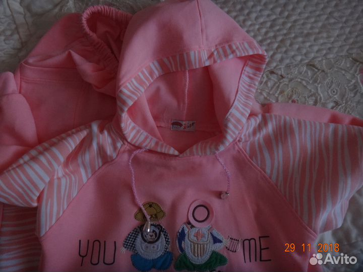 Спортивный костюм на девочку 6-8 лет