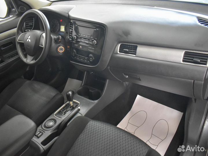 Mitsubishi Outlander 2.0 CVT, 2014, 133 100 км