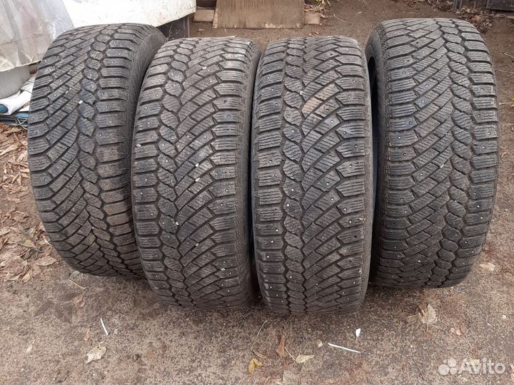 Gislaved Nord Frost 200 SUV 235/50 R18