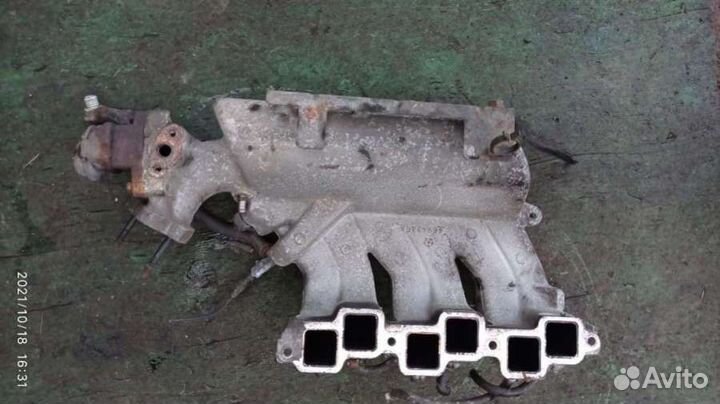 Коллектор впускной 4694356A Chrysler Voyager 3 3.3