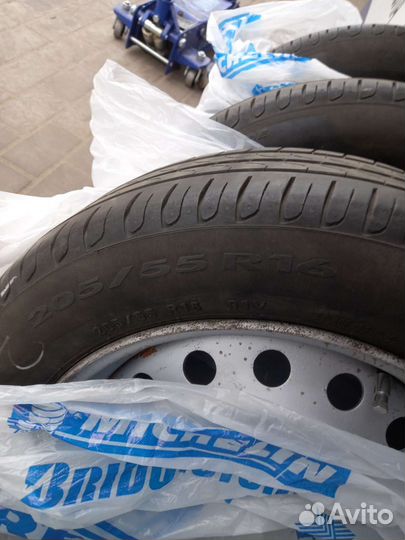 Pirelli Cinturato P7 205/55 R16