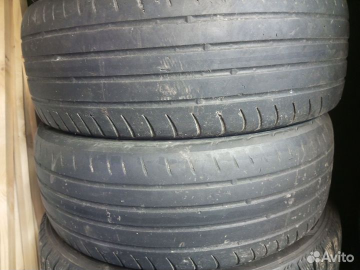 Viatti Strada Asimmetrico 215/55 R17