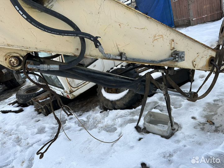 Цилиндр экскаватора Cat M318D