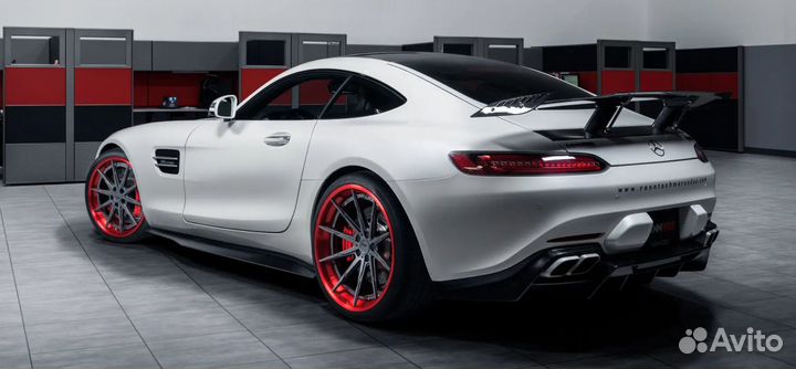 Двухсоставные кованые диски на Mercedes AMG GTS