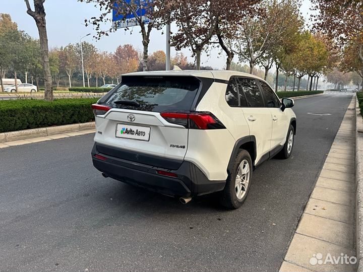Toyota RAV4 2.0 CVT, 2020, 39 000 км