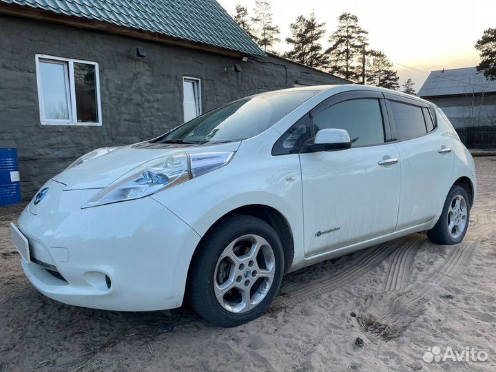 Nissan Leaf AT, 2012, 105 650 км